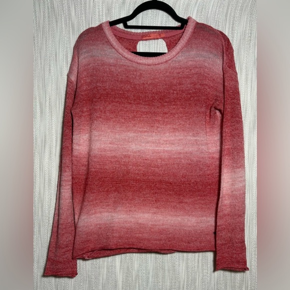 Prana Tops - Prana Women's Long Sleeve Top in Red and White Ombre